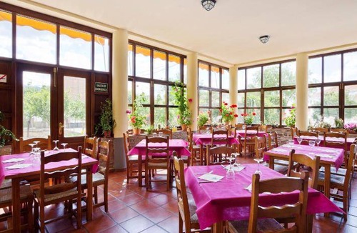 La Calahorra Bed & Breakfast | 13 m² Bed and breakfast ∙ 3 guests