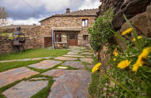 Majaelrayo Bed & Breakfast | 130 m² Bed and breakfast ∙ 4 bedrooms ∙ 8 guests