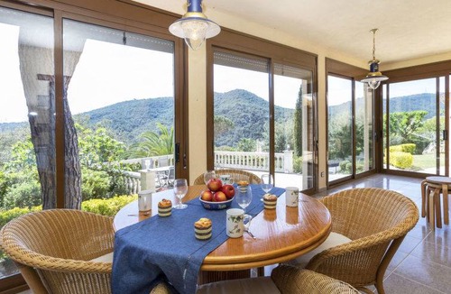 Calonge House | 130 m² House ∙ 3 bedrooms ∙ 6 guests