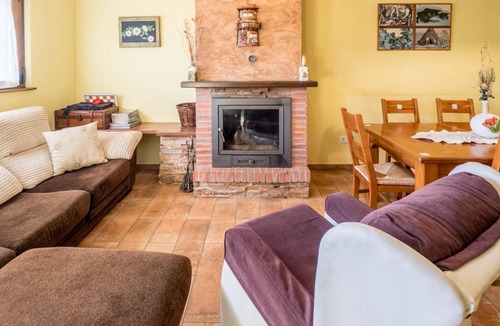 Prioro House | 135 m² House ∙ 5 bedrooms ∙ 9 guests