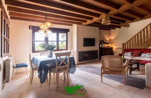 Cue House | 140 m² House ∙ 4 bedrooms ∙ 8 guests