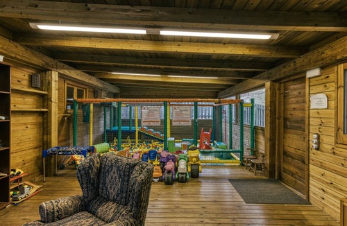 Pujals dels Pagesos House | 1416 m² House ∙ 9 bedrooms ∙ 30 guests