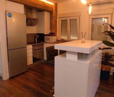 Logrono City Centre Apartment | 144 m² Apartment ∙ 3 bedrooms ∙ 6 guests