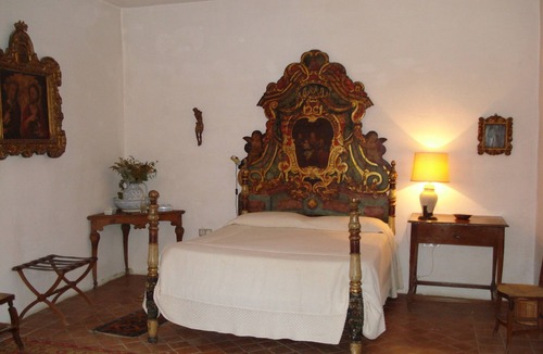 La Bisbal d'Emporda House | 14th century fortified farmhouse.