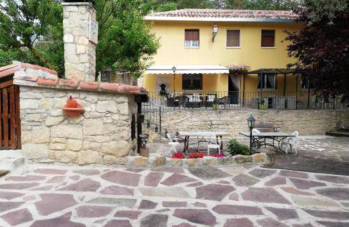 Lanciego Villa | 15 m² Villa ∙ 5 bedrooms ∙ 14 guests