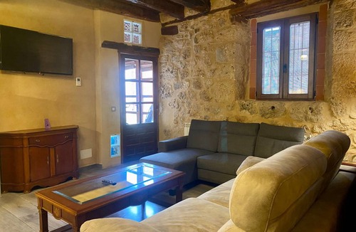 Mambrilla de Castrejon House | 150 m² House ∙ 4 bedrooms ∙ 10 guests