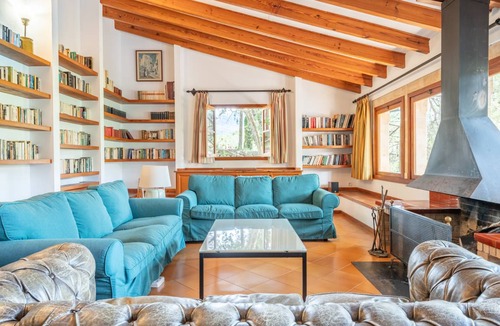 Bunyola Ski Chalet | 150 m² Chalet ∙ 3 bedrooms ∙ 6 guests
