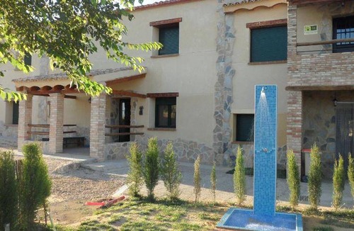 Alpera House | 150 m² House ∙ 5 bedrooms ∙ 12 guests