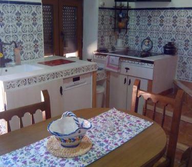 Pedrosa del Rey House | 150 m² House ∙ 2 bedrooms ∙ 5 guests