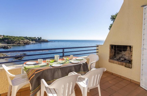 Llanca House | 150 m² House ∙ 4 bedrooms ∙ 10 guests