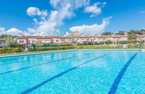 Santa Susanna House | 151 m² House ∙ 4 bedrooms ∙ 8 guests