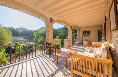 Orient House | 160 m² House ∙ 2 bedrooms ∙ 4 guests