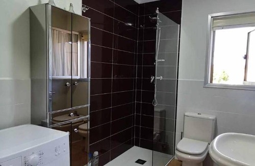 Ponferrada House | 160 m² House ∙ 4 bedrooms ∙ 10 guests