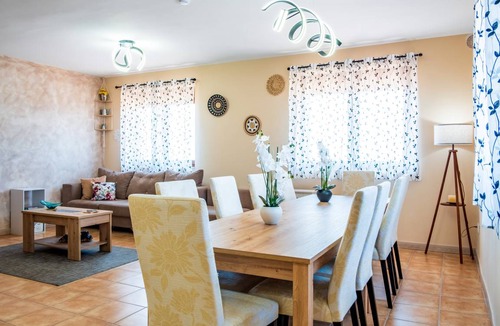 Santiz House | 160 m² House ∙ 4 bedrooms ∙ 12 guests