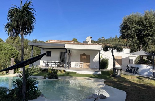 Begur Villa | 170 m² Villa ∙ 5 bedrooms ∙ 12 guests