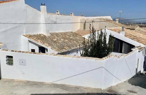 La Alqueria House | 175 m² House ∙ 4 bedrooms ∙ 9 guests