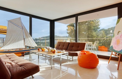 Tamariu House | 175 m² House ∙ 6 bedrooms ∙ 18 guests