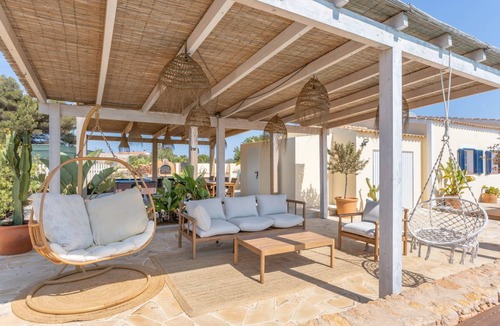 Pilar de la Mola House | 180 m² House ∙ 4 bedrooms ∙ 8 guests