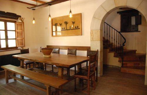 Rivas de Tereso House | 180 m² House ∙ 8 guests