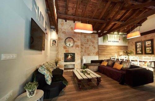 Revenga House | 180 m² House ∙ 4 bedrooms ∙ 14 guests