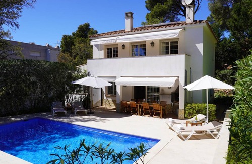 Tamariu House | 180 m² House ∙ 4 bedrooms ∙ 8 guests
