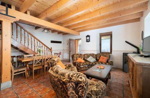 Pallide House | 180 m² House ∙ 5 bedrooms ∙ 10 guests