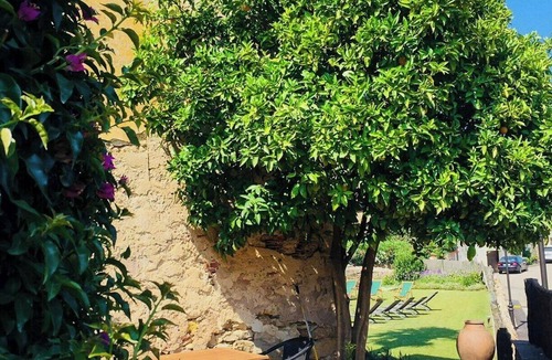 Regencos House | 18th-century rectory near Begur