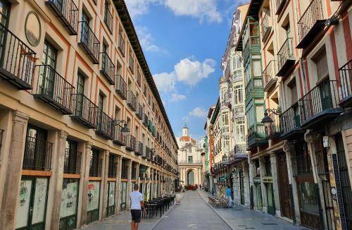 Valladolid City Centre Bed & Breakfast | 19 m² Bed and breakfast ∙ 2 guests