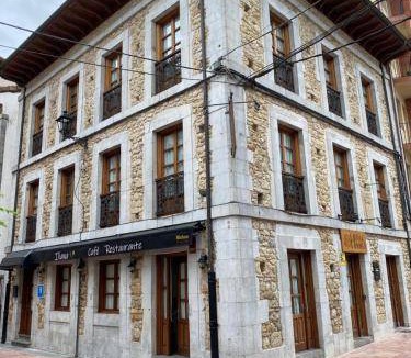 Infiesto Hotel | 19 m² Hotel ∙ 3 guests