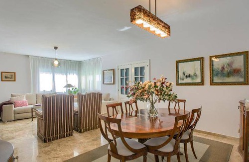Aranjuez House | 190 m² House ∙ 5 bedrooms ∙ 11 guests