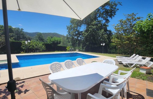 Can Carbonell House | 190 m² House ∙ 4 bedrooms ∙ 8 guests