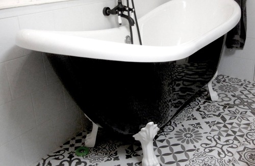 Santander Apartment | 1920s Flat central location 10min to beach