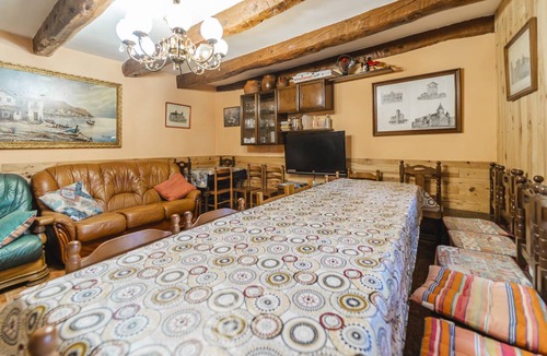 Montemayor de Pililla House | 199 m² House ∙ 5 bedrooms ∙ 14 guests
