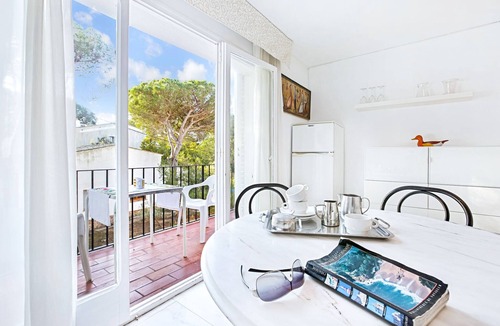 Palafrugell Apartment | 1ANC 09 - Basic 1 bedroom apartment located very close to the beach of Llafranc