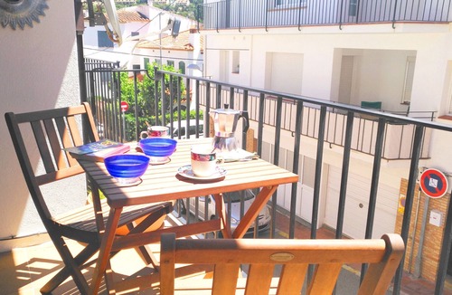 Llafranc Apartment | 1SAB 01 - Cosy 2 bedroom apartment located just 100m from the lovely beach of Llafranc