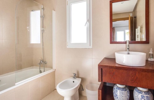 Roldan House | 2 bedroom accommodation in Roldán