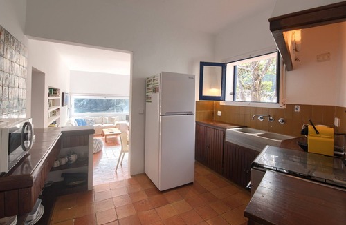Sa Tuna Apartment | 2 bedroom apartment in first sea line in Sa Tuna, Begur (H01)