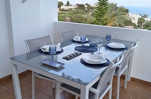 La Parata Apartment | 2 Bedroom Apartment Sea Views