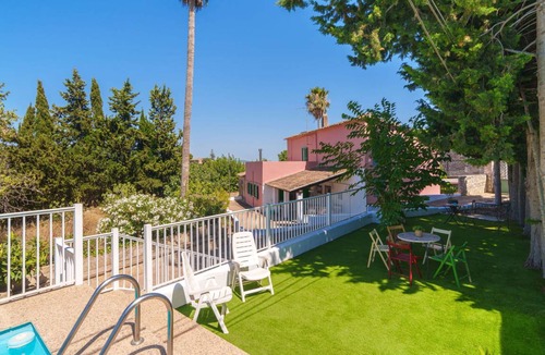 Establiments Other | 200 m² Accommodation ∙ 5 bedrooms ∙ 8 guests