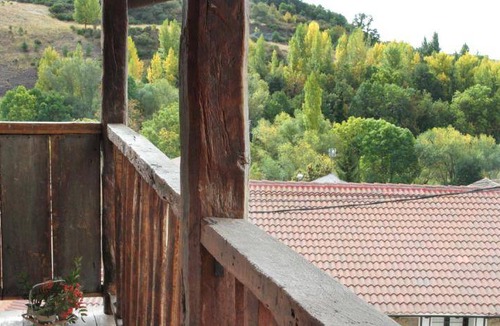 Valderrueda Ski Chalet | 200 m² Chalet ∙ 2 bedrooms ∙ 4 guests