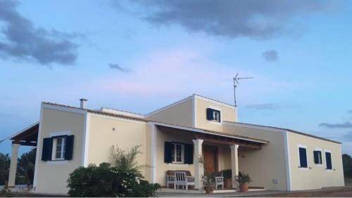 Pilar de la Mola House | 200 m² House ∙ 4 bedrooms ∙ 9 guests