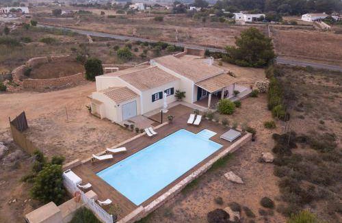 Pilar de la Mola House | 200 m² House ∙ 4 bedrooms ∙ 9 guests