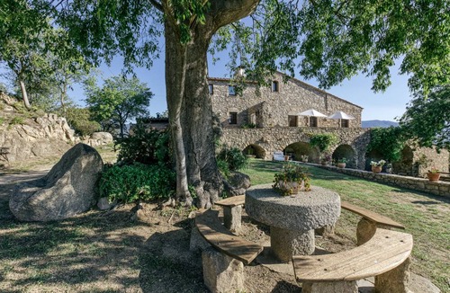 Agullana House | 200 m² Finca ∙ 4 bedrooms ∙ 8 guests