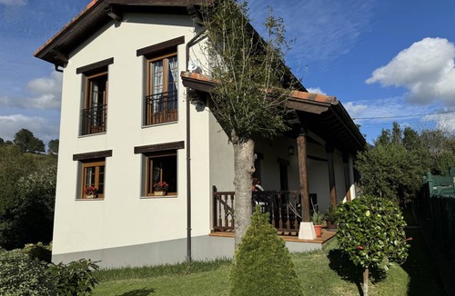 Santianes de Ola House | 200 m² House ∙ 3 bedrooms ∙ 6 guests