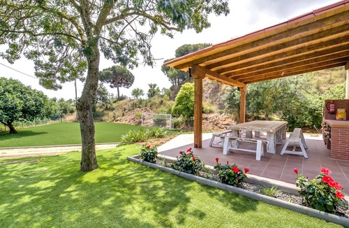 Palafolls House | 200 m² House ∙ 5 bedrooms ∙ 18 guests