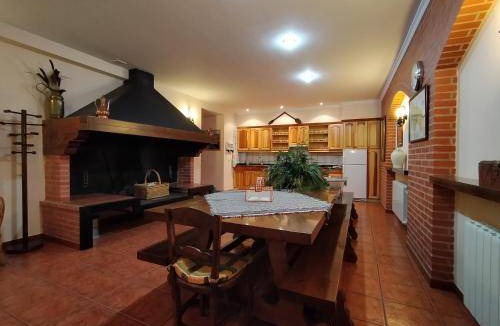 Badaran House | 200 m² House ∙ 5 bedrooms ∙ 10 guests