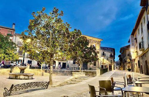 Briones House | 200 m² House ∙ 5 bedrooms ∙ 9 guests