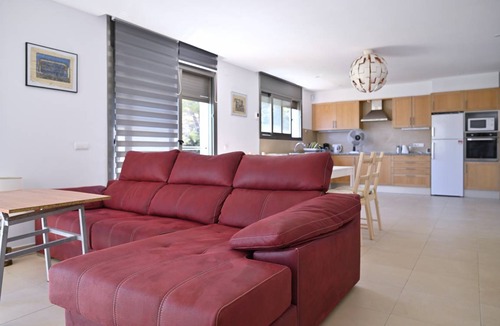 Llanca Villa | 200 m² Villa ∙ 3 bedrooms ∙ 6 guests
