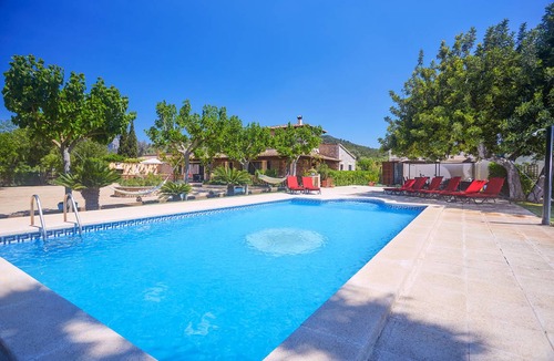 Alaro Villa | 200 m² Villa ∙ 5 bedrooms ∙ 8 guests