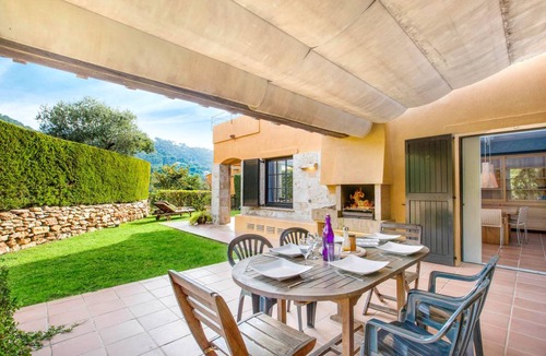 Llafranc Villa | 202 m² Villa ∙ 5 bedrooms ∙ 9 guests